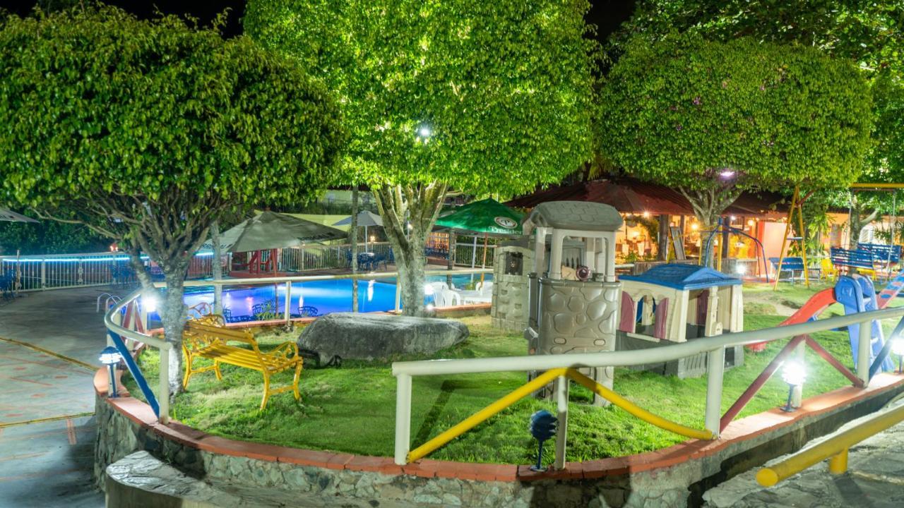Jarabacoa River Club & Resort Ngoại thất bức ảnh