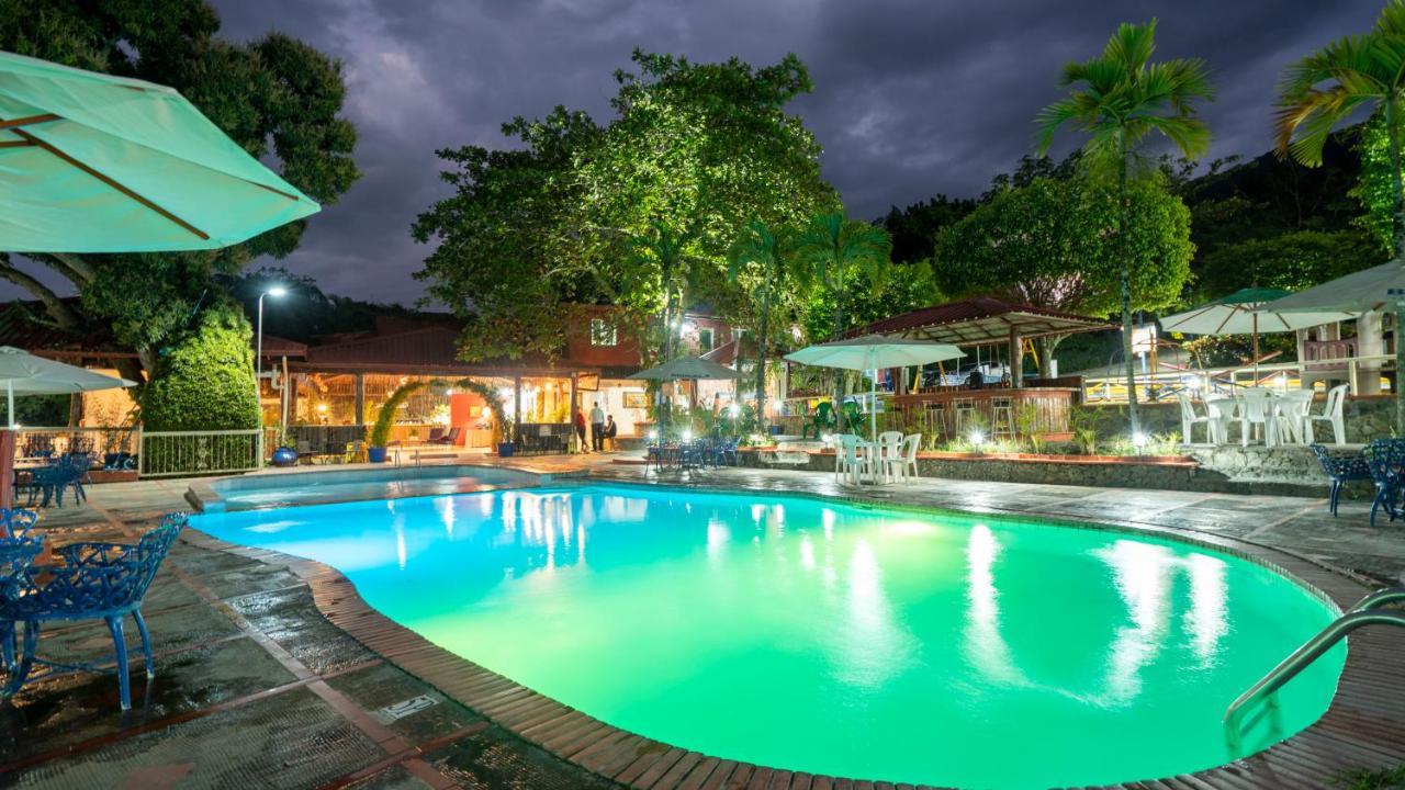 Jarabacoa River Club & Resort Ngoại thất bức ảnh